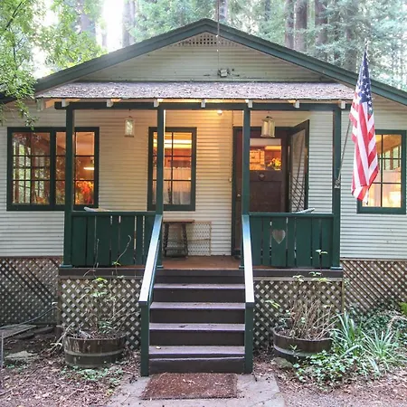 Villa Clearheart Grove